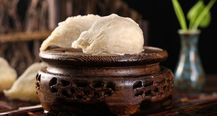 長期的食用燕窩可以有哪些好處？女人常吃燕窩身體會有哪些變化？