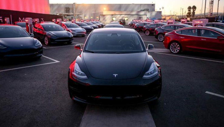 特斯拉屬于什么檔次？特斯拉能跑多少公里？